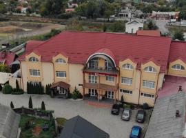 Готель Близниці, hotel de 4 estrellas en Bedevlya