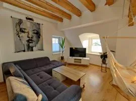 Ferienwohnung "Alpspitze" - Familienfreundliche Maisonette in Mering