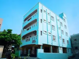 Sri Apartment 2BHK For Familys Couples Parking A1