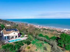 VILLA LUCENTE 6&2, Emma Villas