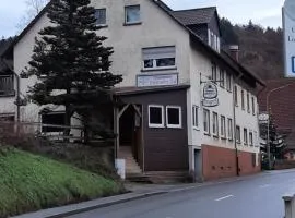 Gästezimmer Löhrbacher Tal
