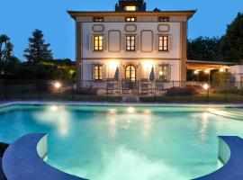 Villa Colombai – hotel w mieście Orentano