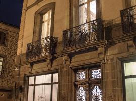 La Maison d'Adelaïde, romantic hotel in Saint-Flour