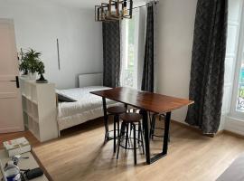 Appartement lumineux avec superbe vue, casă de vacanță din Eaux-Bonnes