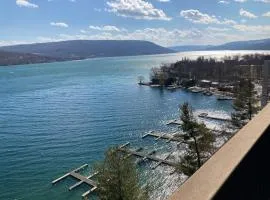 Lakeside Condo with plenty of amenities close to Bristol Mountain - permit - 2024-0018