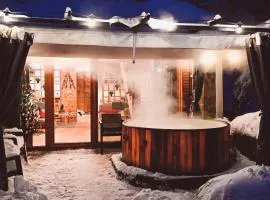 STRÓŻÓWKA SKI&SPA Domek nad rzeką z ogrodem i jacuzzi,narty.