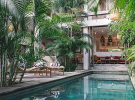 VILLA KAI - 4BR Modern Luxury Retreat in Canggu, hotel v destinaci Dalung
