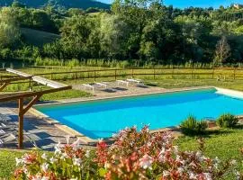 Beautiful Home In Citt Di Castello With Outdoor Swimming Pool, 4 Bedrooms And Wifi