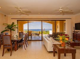Malinche 38A Luxury Apartment - Reserva Conchal, hotel em Playa Conchal