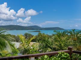 Family Resort in Great location!, chalupa v destinaci Airlie Beach