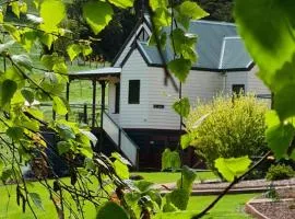 Maple Ridge Cottages