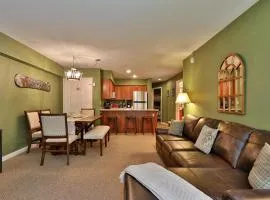 The Pico Escape- 3BR 2BA Ski On Ski Off at Pico Mountain, Close to Killington, condo