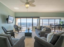 Cabana Suites 404, hotel with jacuzzis in Carolina Beach