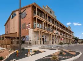 Best Western Bandera Suites & Saloon