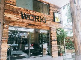 Work Inn 101 慕誠青年旅館, hostel στην Ταϊπέι