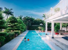 Villa Hồ Đồngng Quýt - Venuestay, hotel en Luong Son