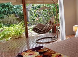 Tortuga - Peaceful Holiday Home with Loadshedding Backup, хотел с паркинг в Седжфийлд