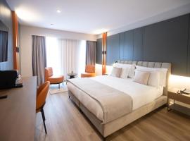 Hotel Elisa Tirana, Affiliated by Meliá: Tiran'da bir otel
