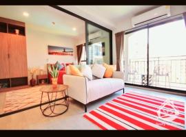 Hua Hin La Casita Beautiful Two Bedroom Condo With Great Views, hotel cerca de Hua Hin Bus Station, Hua Hin