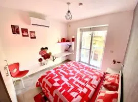 Central Private En-Suite with Balcony in shared residence