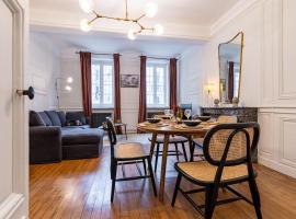 L' ALCOVE- Confort Charme Downtown, hotel in Dijon