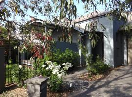 Mews On Frederick, accommodation in Beechworth