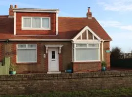 Cheviot View - Newton by the Sea, Northumberland