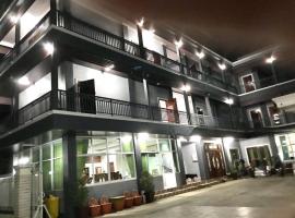 xaythone guest house, hotel near Wat Boubpharam, Savannakhet