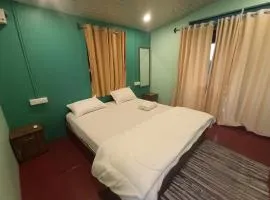 Casa fiesta Sea front beach huts