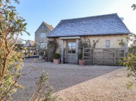 Pudding Hill Barn Cottage, cheap hotel in Cirencester