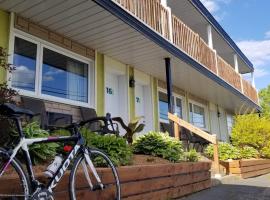 Auberge Happy Logis, hotel in Sainte-Germaine-du-Lac-Etchemin