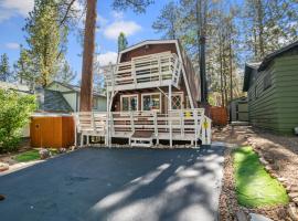 A Beary Happy Cabin, villa in Big Bear Lake