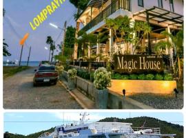 Magic House - No Pets Allowed, resort en Chumphon