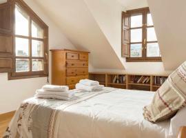 Ático B Residencial Caldares El Pueyo, hotel in El Pueyo de Jaca