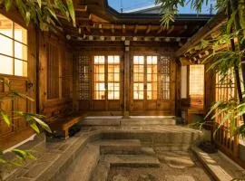 Luxury Hanok Stay Onyou