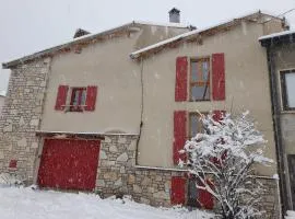 Maison de montagne dans charmant village du Capcir