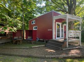 Tiny House Wupper im PIER9 Tiny House Hotel, aparthotel en Hamm