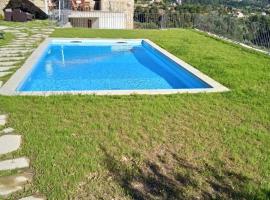 Casa Da Belina : casa de ferias com piscina, Labruja, Ponte de Lima, lacný hotel v destinácii Ponte de Lima