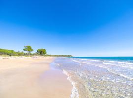 Camping Las Palmeras, glamping site in Tarragona