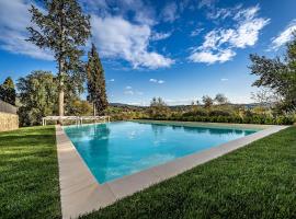 Luxury Villa Tolomei Gucci near Florence, жилье для отдыха в городе San Jacopo al Girone