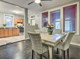 Quiet Chicago Townhome Walk to Subway Stations