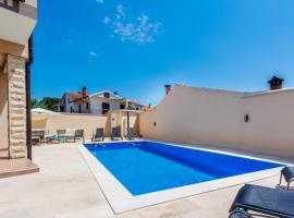 Villa Queen Jelena, hotel a Galižana