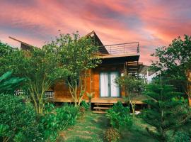 The Eco Tropicana Garden Village, cabin in Berla (2)