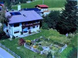 Schöne Unterkunft mit Parkplatz und Bikergarage ohne Küche