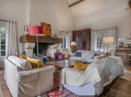 Belle maison chaleureuse pour 14 personnes, hotel v destinaci Mesquer