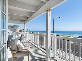 Expansive Ocean View, Private Balcony, Across from Beach
