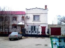 2 КОМНАТЫ 4 дивана ЧКАЛОВА-САДОВАЯ "Сити центр" 2 этаж WI-FI 2 этажный отдельный дом