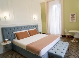 Toscano Palace Luxury Rooms Catania, familiehotell i Catania