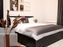 Triss Hotel, hotel in Tirana