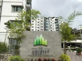 Quintet Aparment